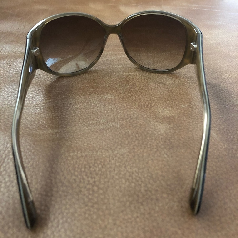 Marc Jacobs Tortoise Shell Sunglasses - Picture 6 of 8
